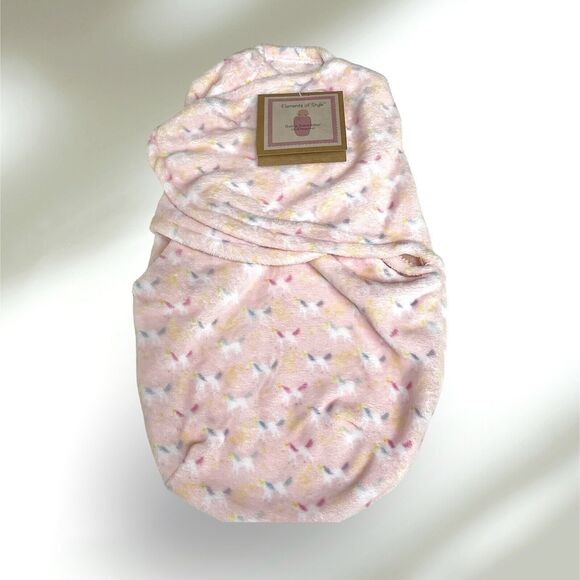ELEMENTS OF SYLE Swaddling Blanket Pink Plush Unicorn Pattern Infant 0-3 Mo. NEW - Picture 1 of 6